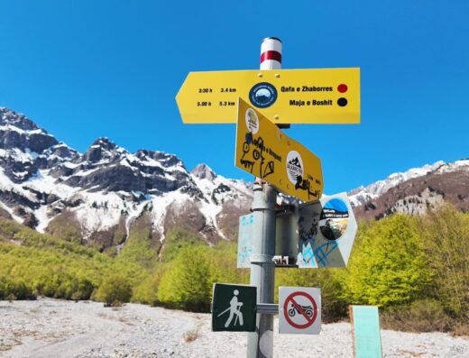 Hiking Event to Ujevara e Rrogamit